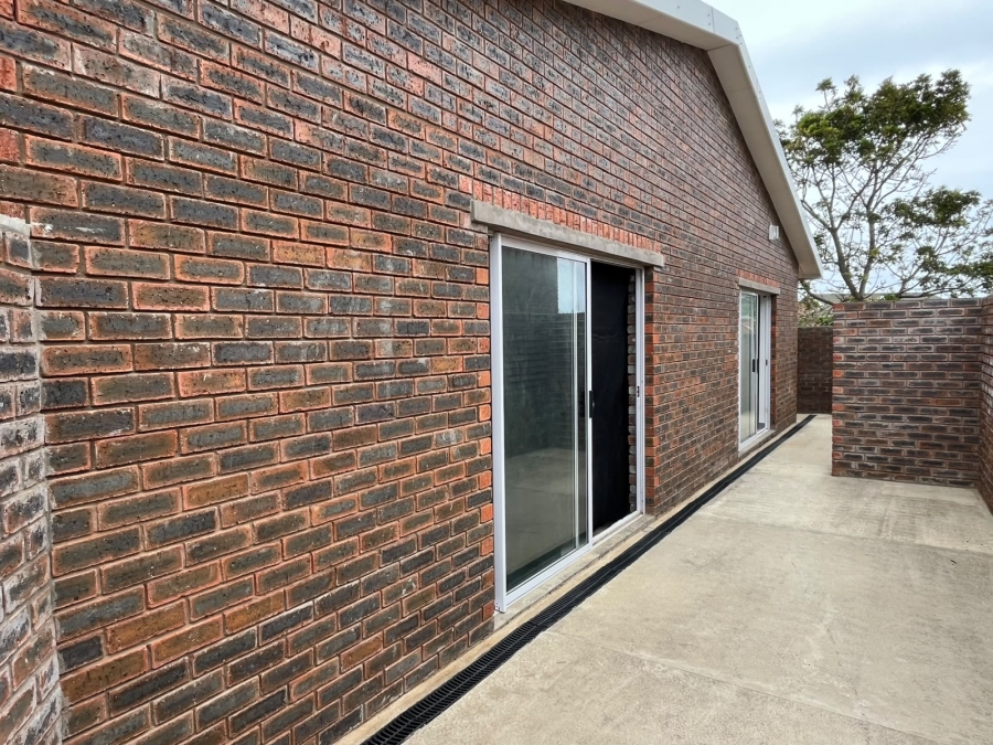 1 Bedroom Property for Sale in Seavale Eastern Cape